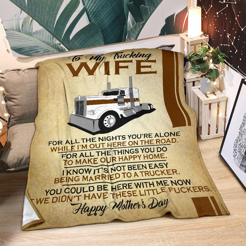 To My Trucking Wife - Happy Mother's Day Blanket - Kenworth W900 - Free Shipping